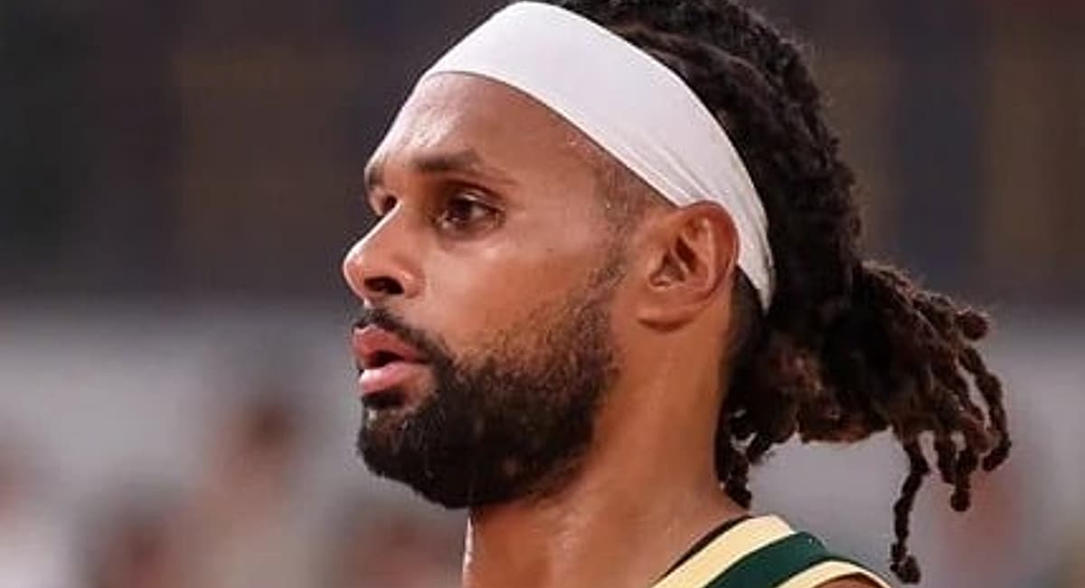 Mills Leads Australia Past Finland In FIBA World Cup Group E Opener