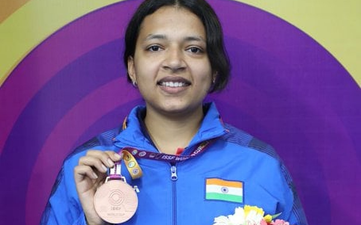 Asian Games: Sift Kaur Samra bags gold for India in 50m rifle 3-position; Ashi claims bronze