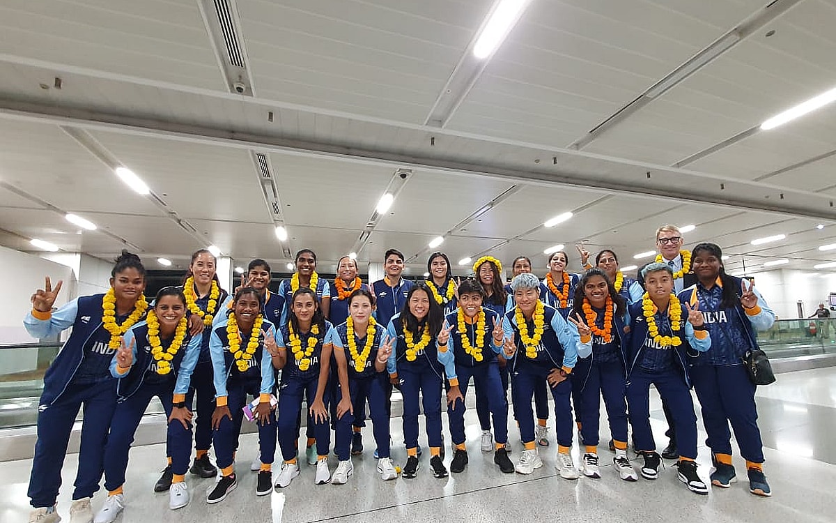 Asian Games: Women’s Football, Table Tennis Teams Leave For Hangzhou