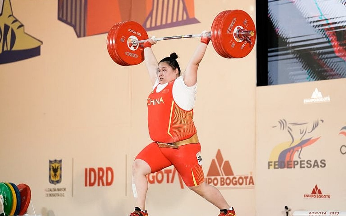 China's Olympic weightlifting champion Li quits Asiad due to injury