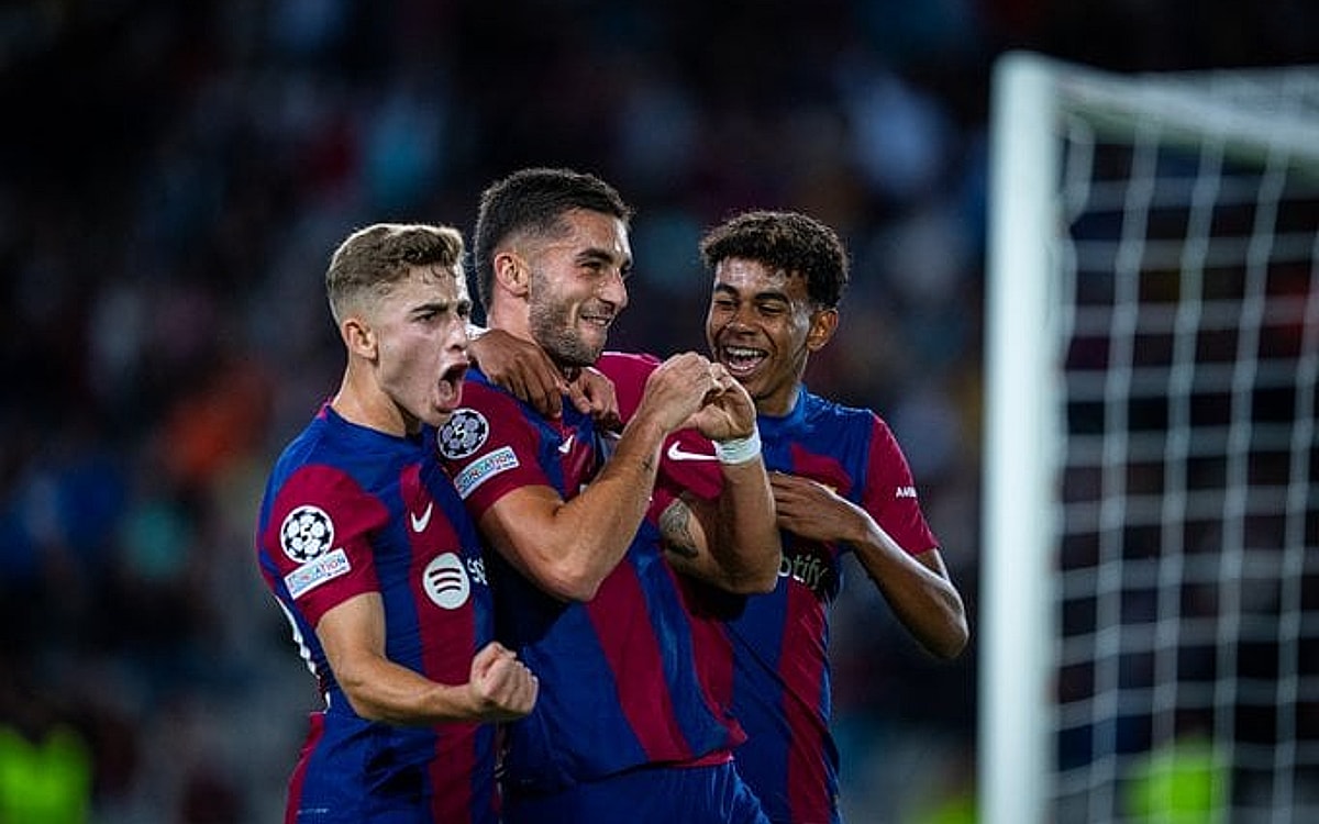 Barca cling on for vital Champions League win, but lose Joao Felix to injury