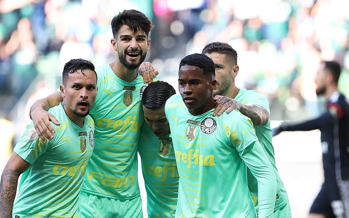 Lopez Nets Brace As Palmeiras Eye Brazilian Top Flight Title