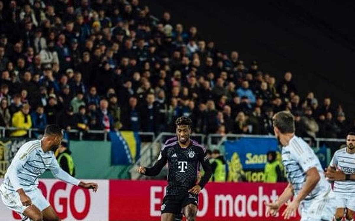 Third Division Side Saarbrucken Shock Bayern In German Cup