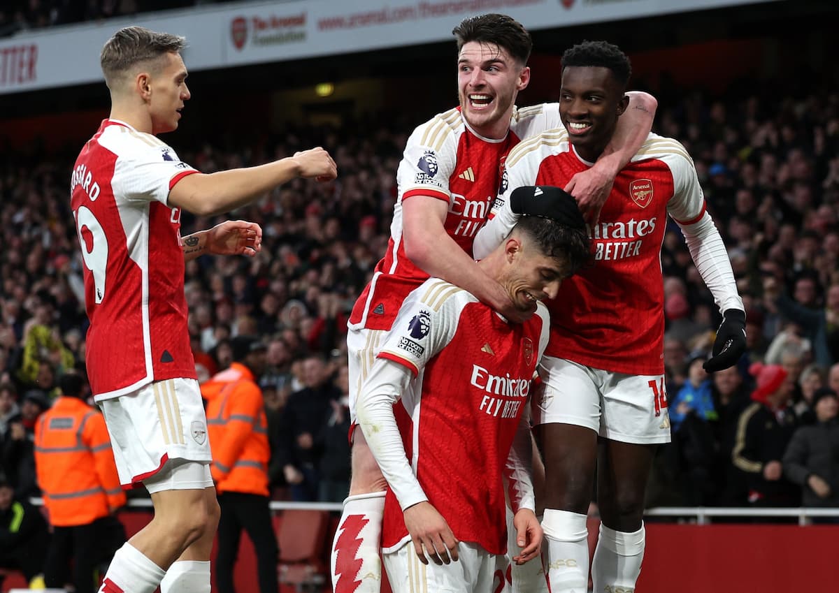 Premier League: Arsenal Move To Top With Dominant Win Over Brighton