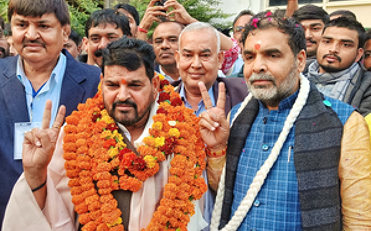 Brij Bhushan-aide Sanjay Singh Elected New WFI Chief (Ld)