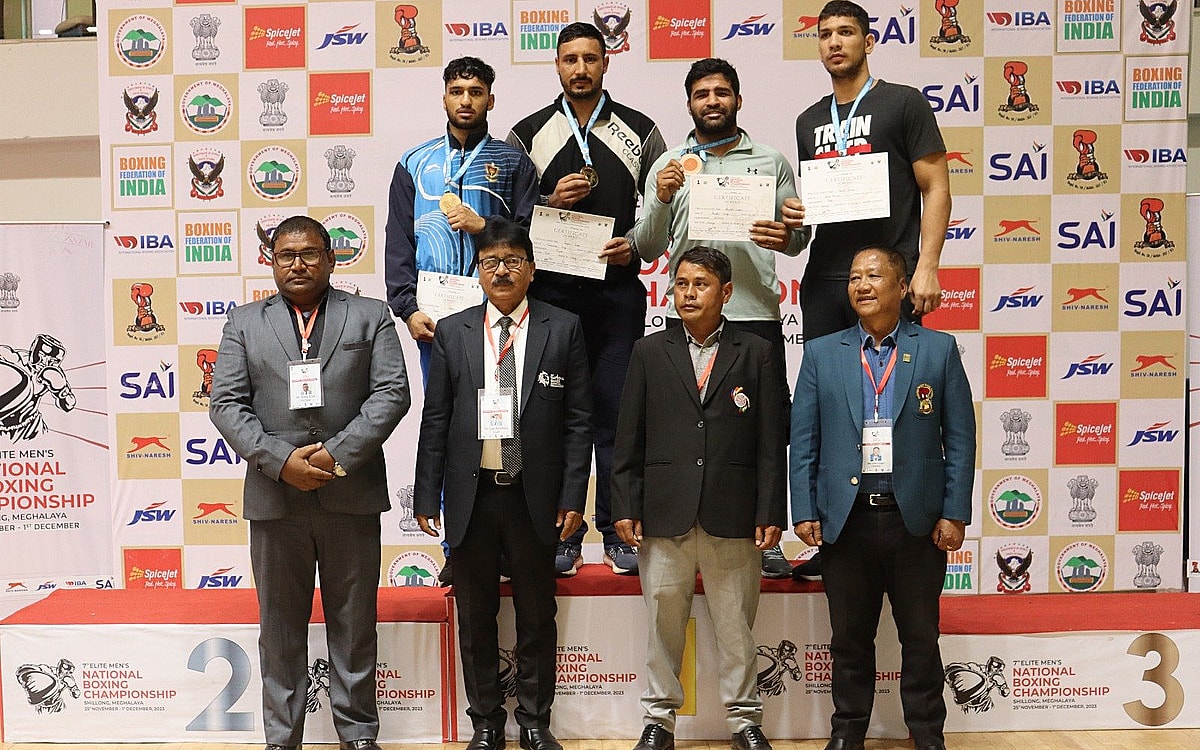 Elite Men's National Boxing: Amit Panghal, Shiva Thapa win gold as SSCB defend their crown