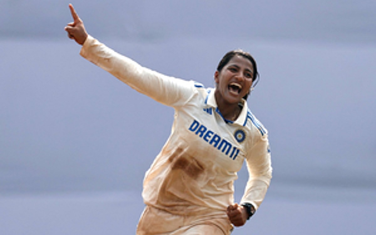 Ind W vs Aus W: Sneh, Rajeshwari star as India need 75 runs to win