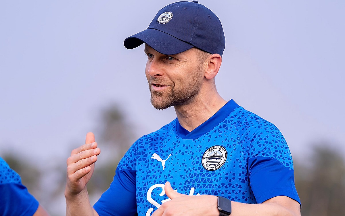 ISL 2023-24: All eyes on new coach Petr Kratky as Mumbai City FC take on FC Goa