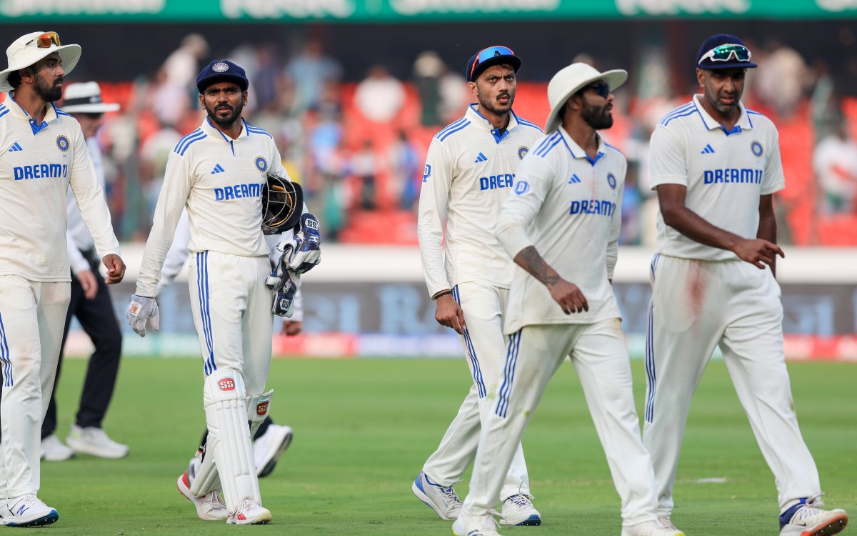 1st Test: India would be hoping to restrict England to less than 150, says Anil Kumble