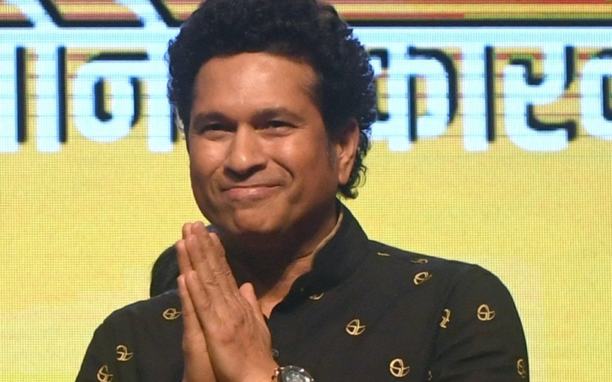 Amid Maldives row, Tendulkar's call to explore Indian islands