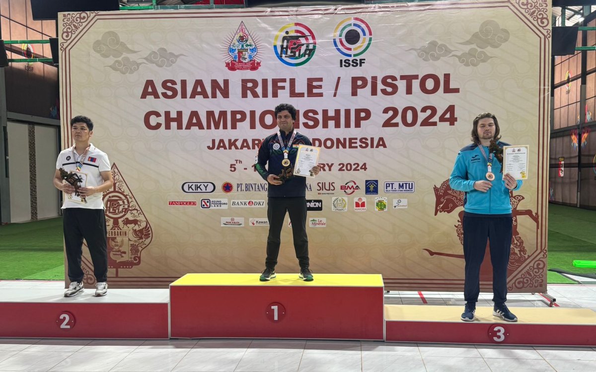 Asia Olympic Qualification: Yogesh wins gold in Jakarta; Women trap shooters in line for finals in K