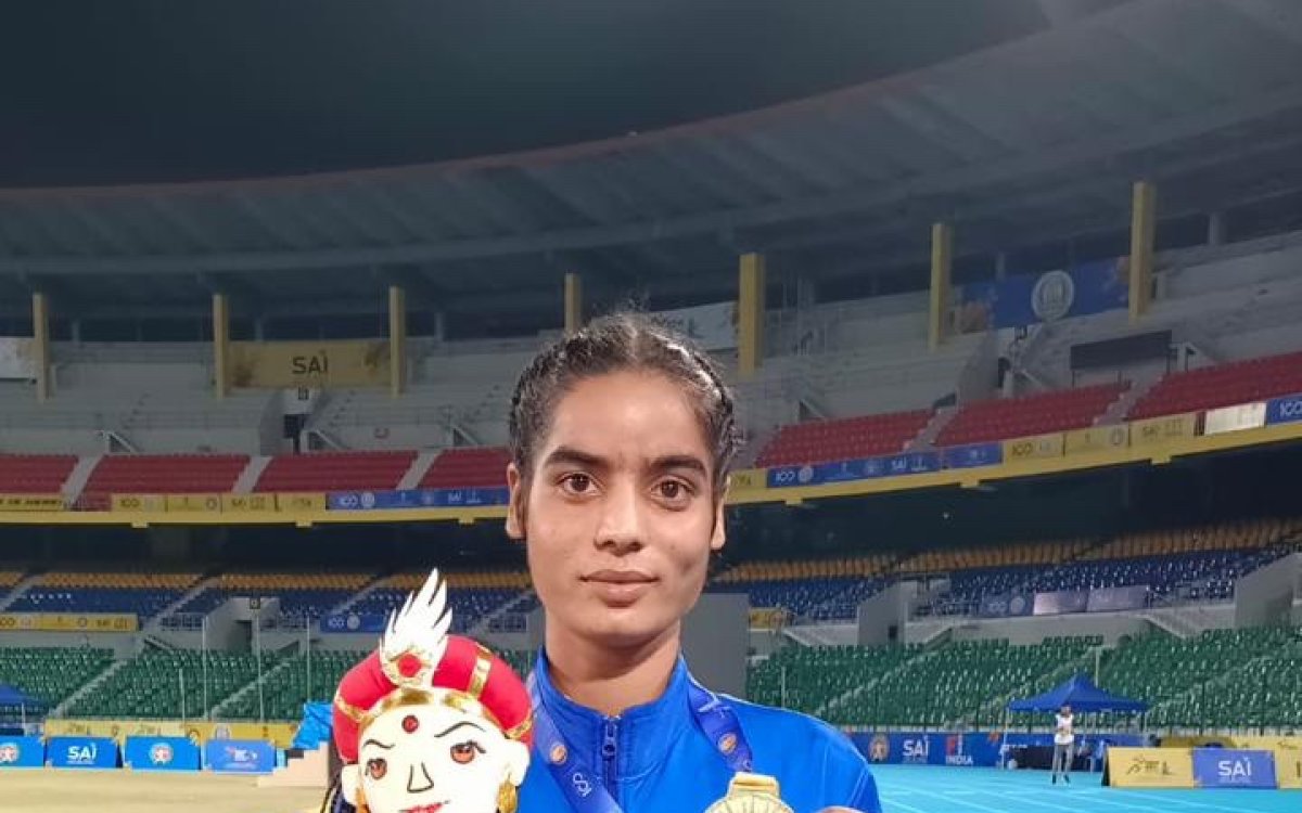 KIYG : Bihar Farmer s Daughter Durga Runs Into Record Books With 1500m Gold