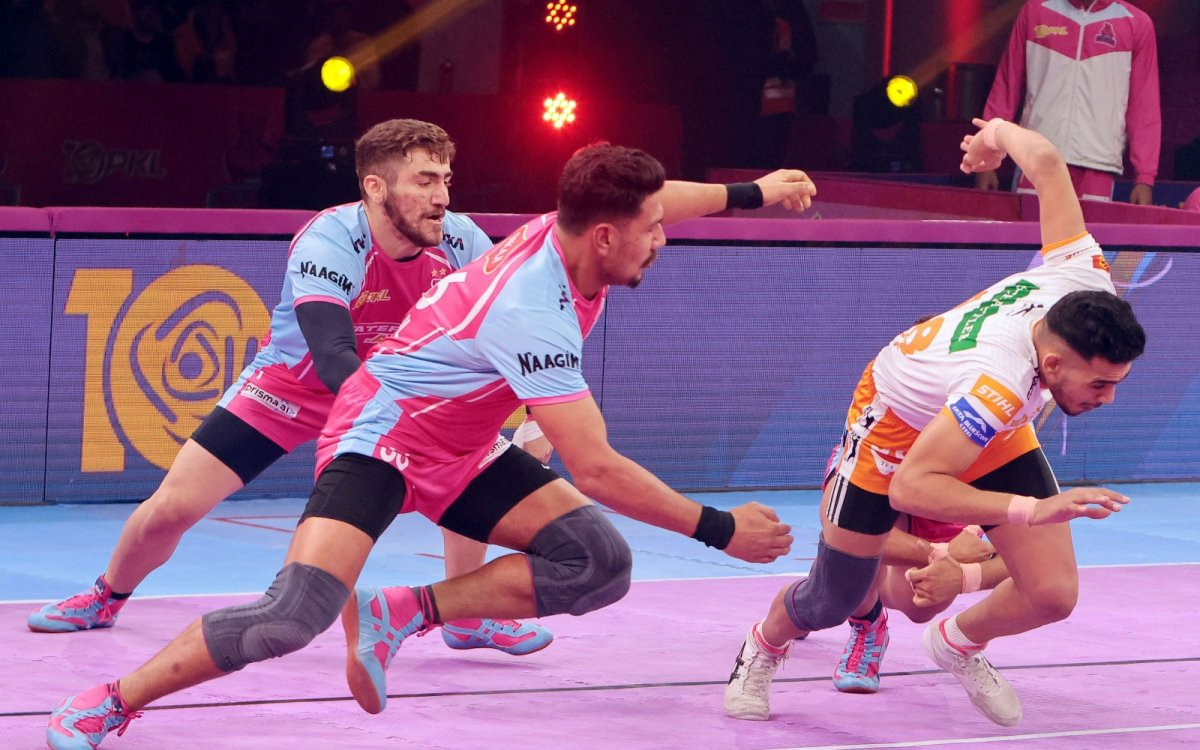 PKL 10: Deshwal Shines As Jaipur Pink Panthers Halt Puneri Paltan s Winning Streak