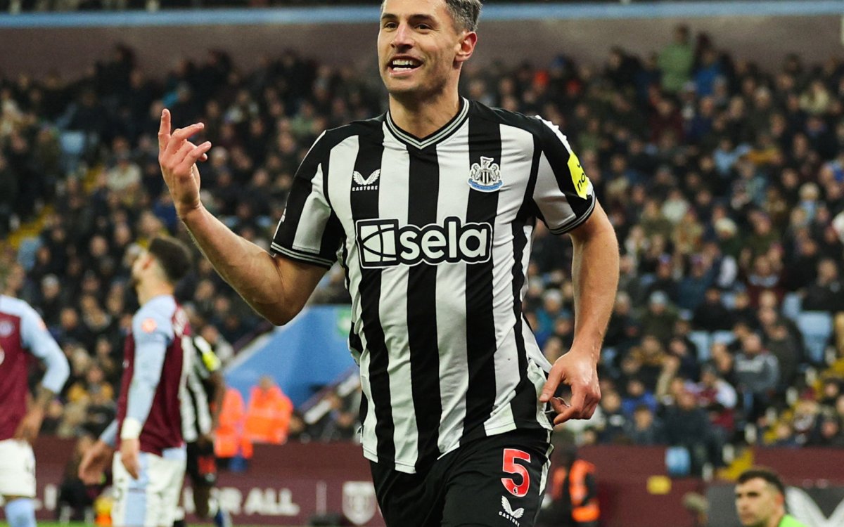 Premier League: Schar s Brace Helps Newcastle See Off Villa