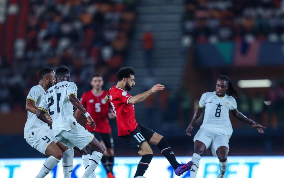 Salah limps off as Egypt and Ghana play out 2-2 draw at AFCON