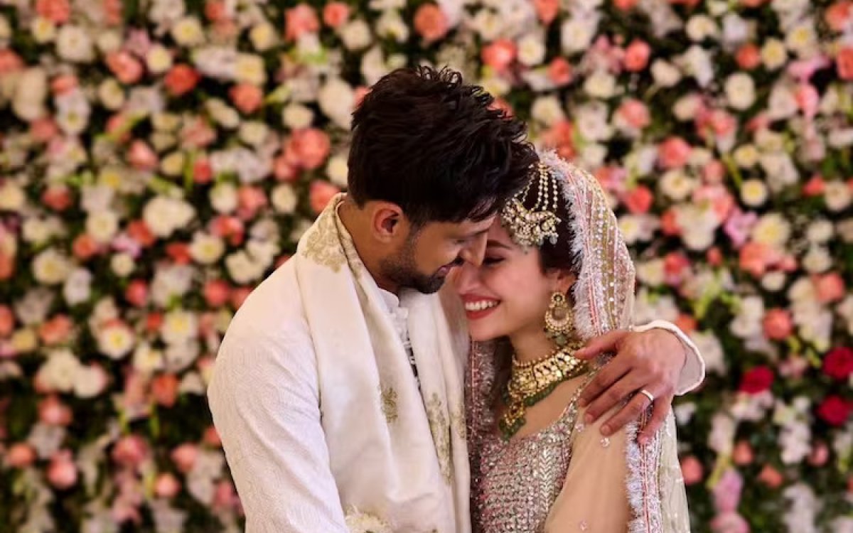 Shoaib Malik Ties Knot With Pakistan Actor Sana Javed