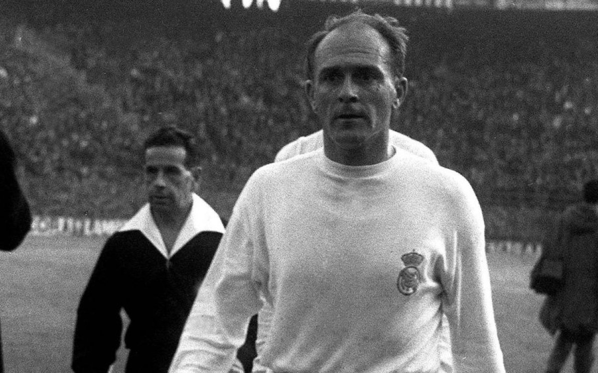 5 historic meetings between Valencia CF and Real Madrid in La Liga: From Di Stefano’s return to Cour