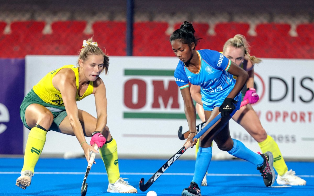 FIH Pro League: Indian women’s hockey team goes down 0-3 against Australia