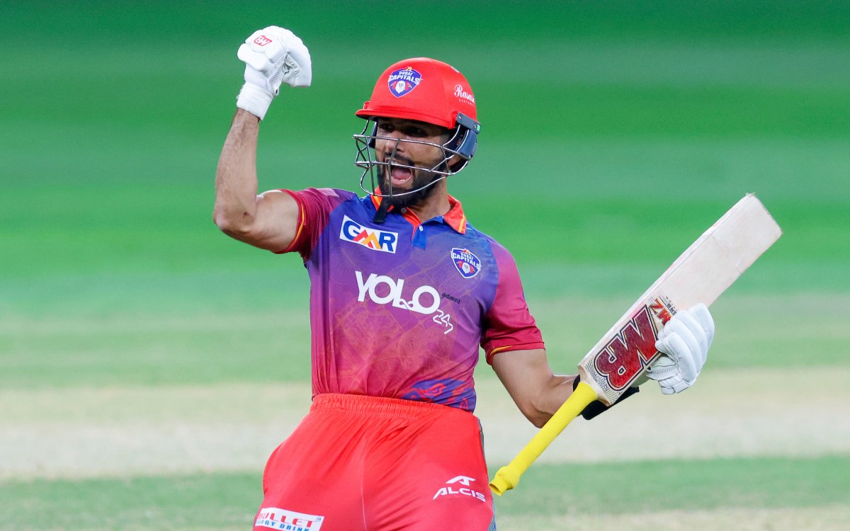 ILT20 Season 2: It’s the stuff of dreams, says Sikandar Raza after leading Dubai Capitals to victory