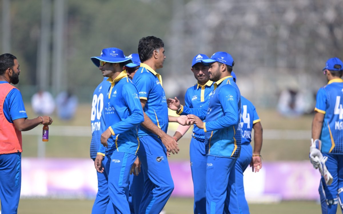 IVPL: Munaf Patel shines as Chhattisgarh Warriors thrash Rajasthan Legends by 7 wickets