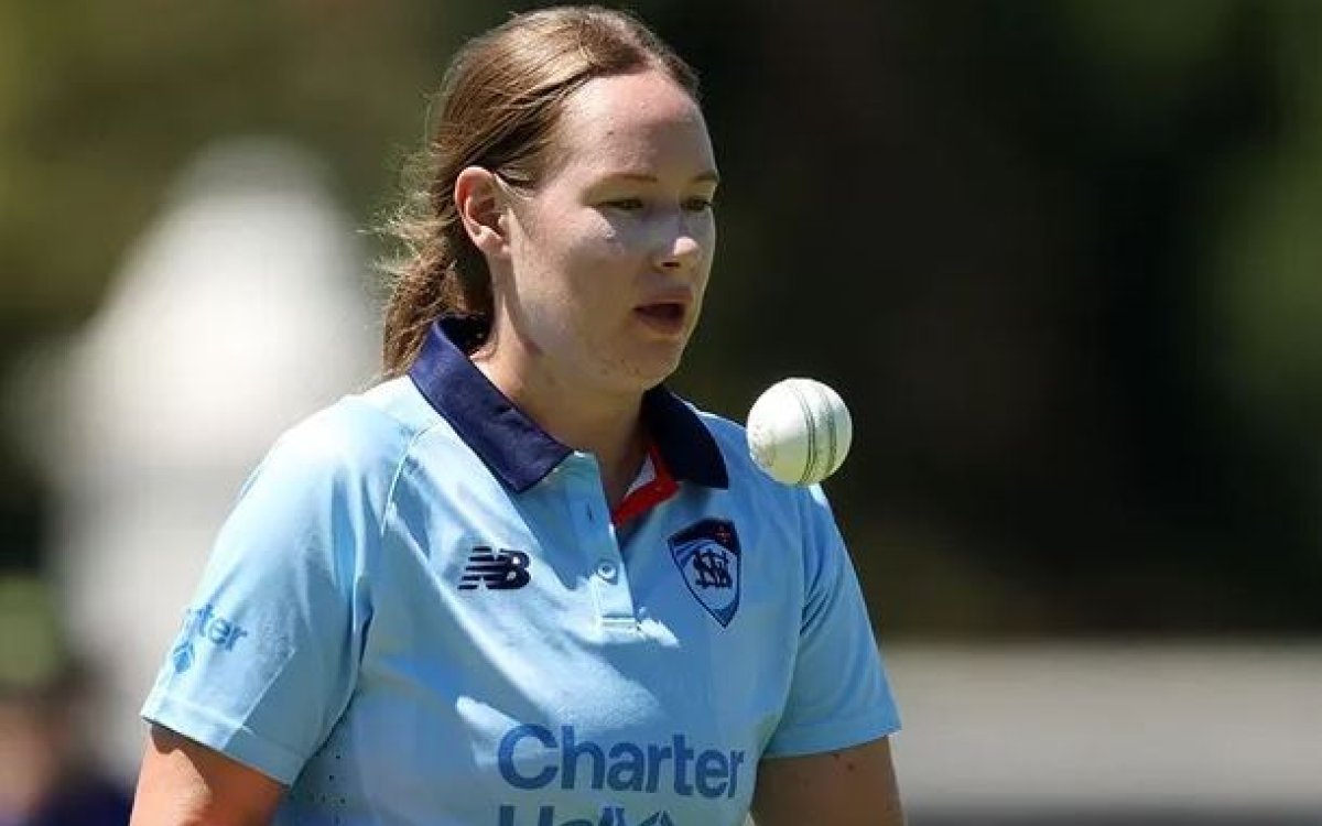 Lauren Cheatle to miss WPL after skin cancer removal