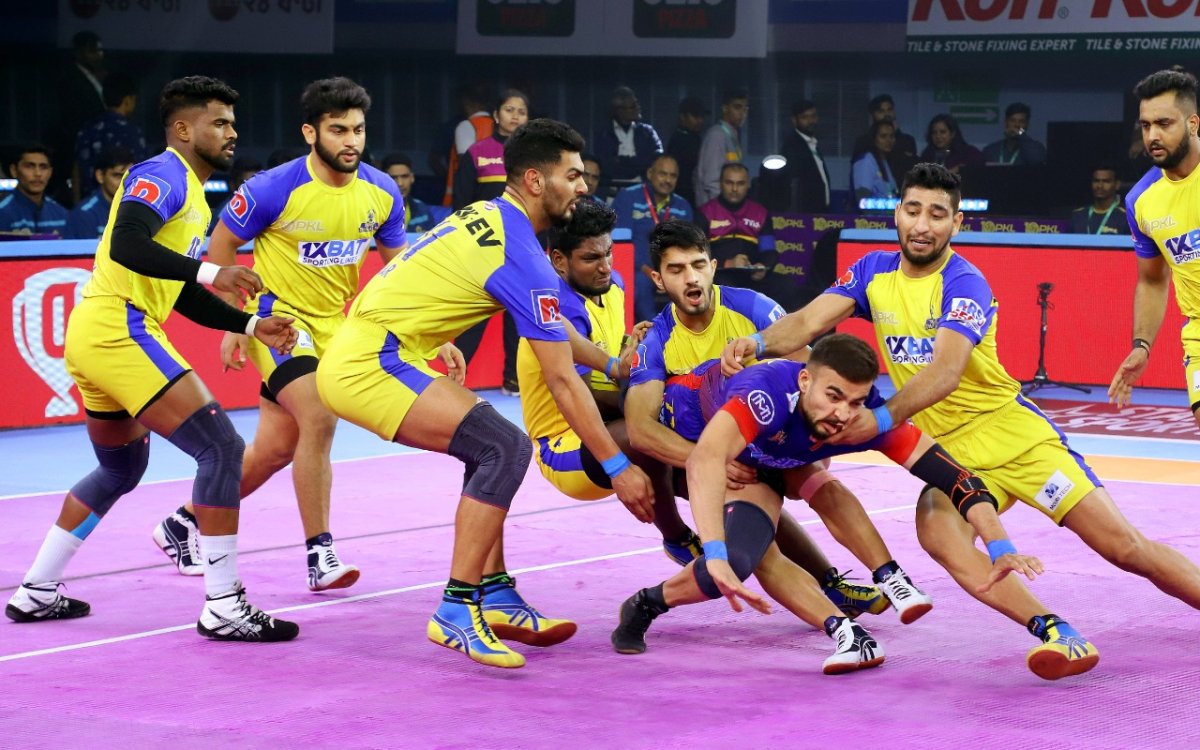 PKL 10: Ashu Malik propels Dabang Delhi to thriling comeback win against Tamil Thalaivas