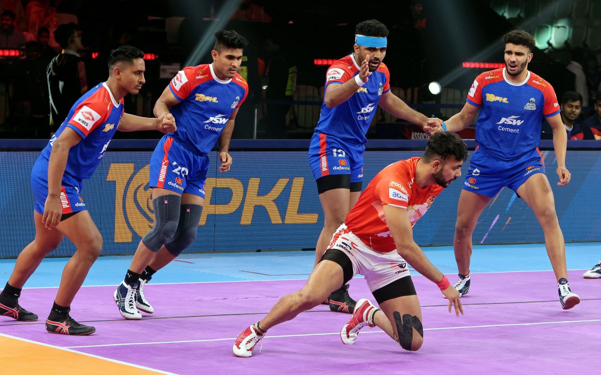 PKL 10: Haryana Steelers stage epic comeback to beat Gujarat Giants 34-30