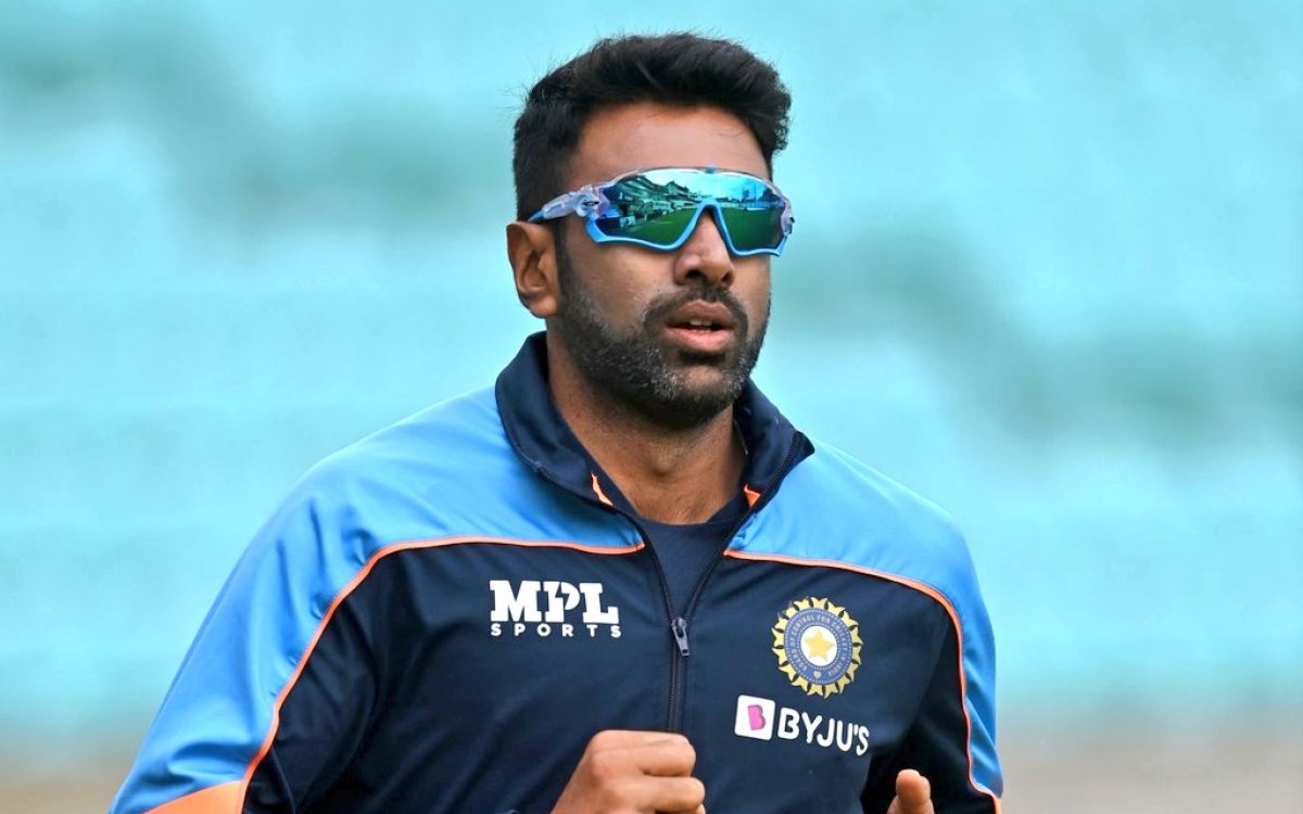 Ravi Ashwin can come anytime during this Test Match and bowl straightaway: Dinesh Karthik