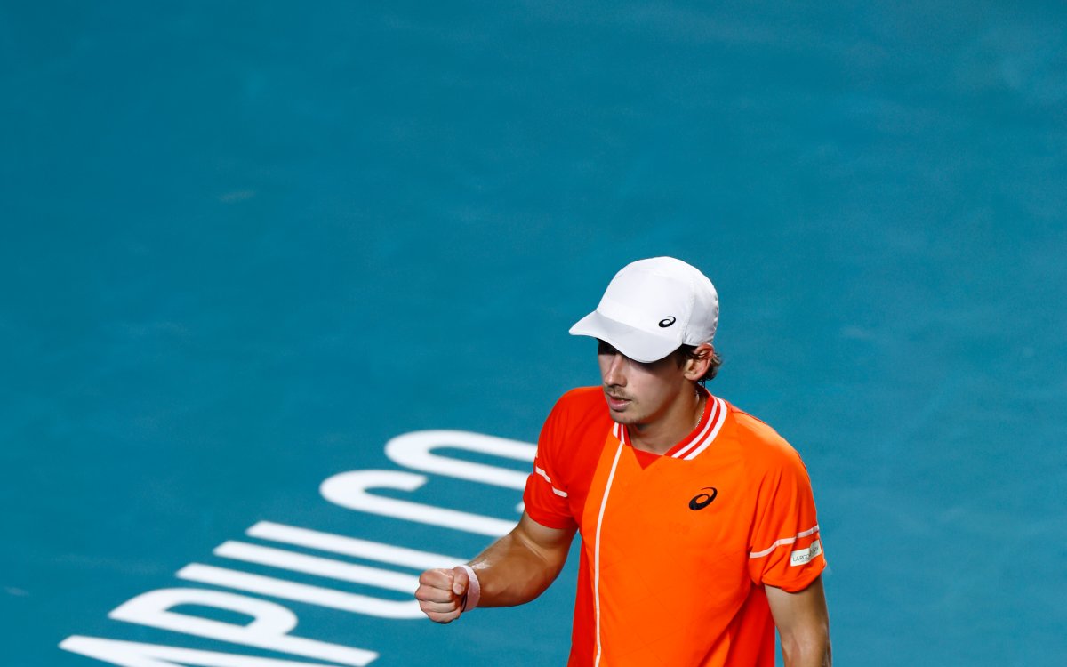 Tennis: De Minaur Rolls Past Ofner Into Mexcian Open Quarterfinals