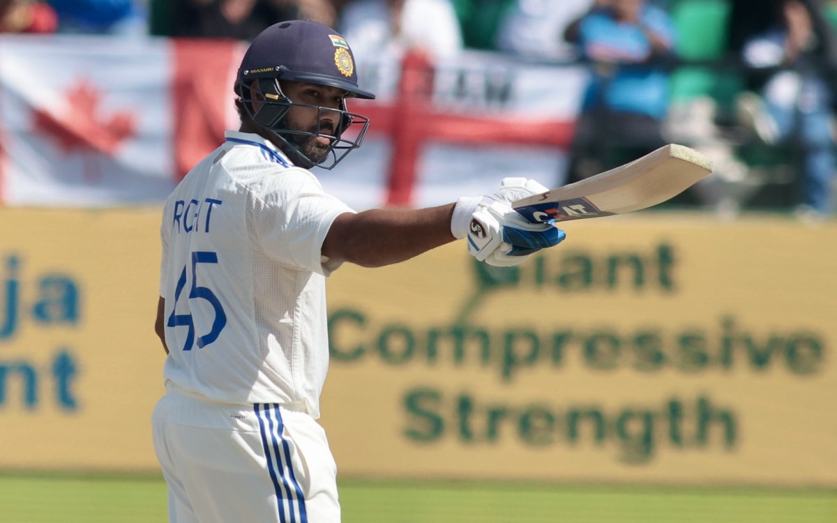 5th Test: Rohit, Gill tons power India to 264/1 at lunch on day 2