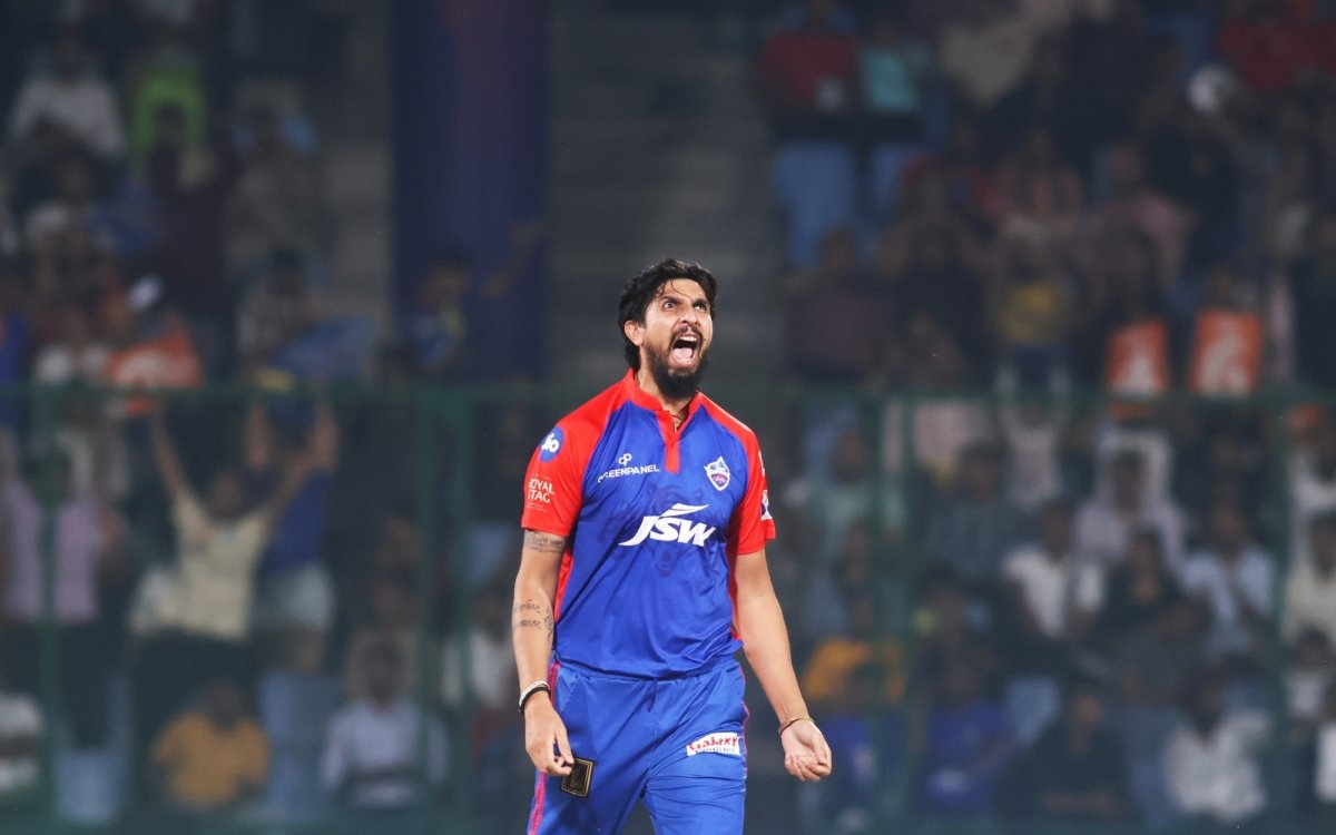 IPL 2024: Delhi Capitals' Ishant Sharma twists his ankle, goes off the field