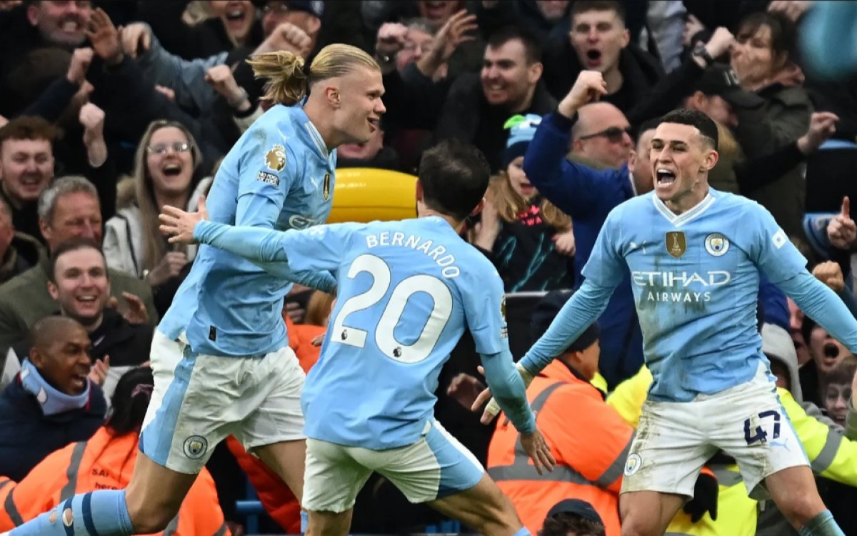 Premier League: Foden's brace inspires City to turnaround win over United