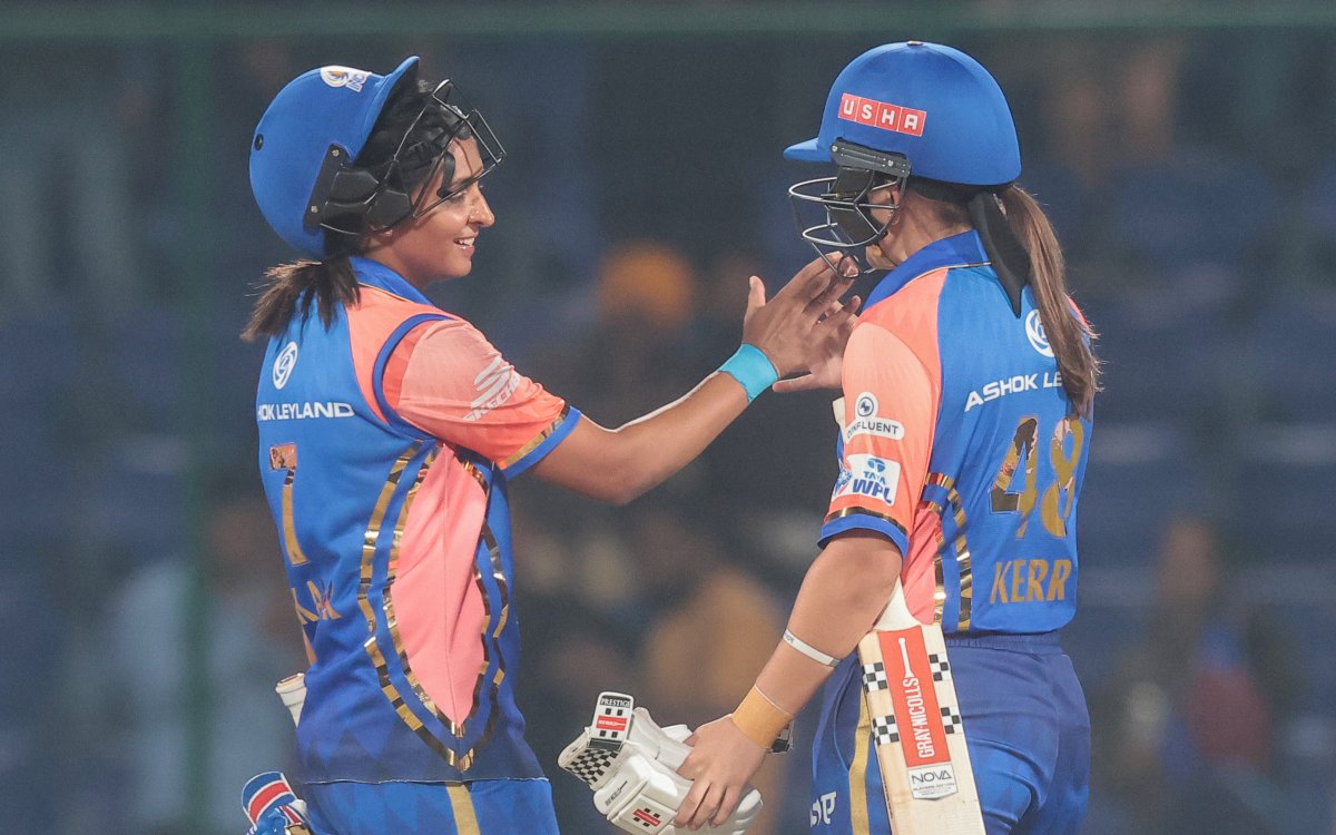 WPL 2024: Harmanpreet's unbeaten 95 helps Mumbai Indians beat GG, seal Playoffs spot