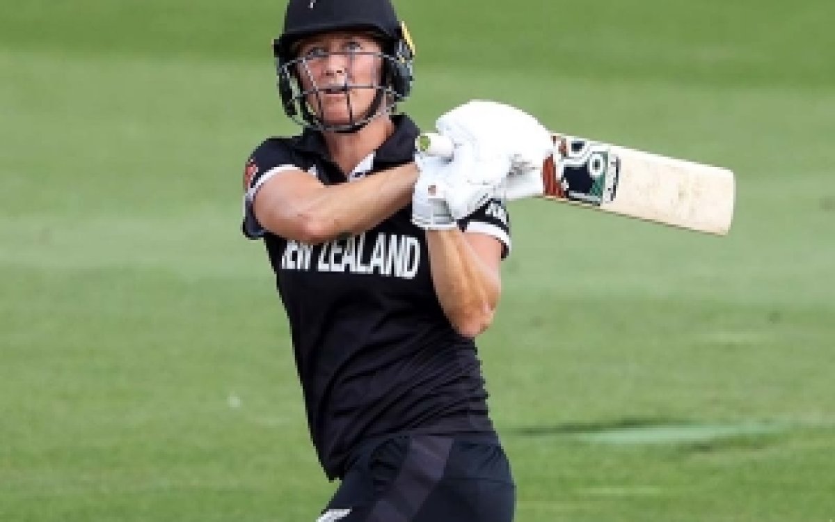 Big Gains For Devine, Jones In ICC Women s ODI Batting Rankings