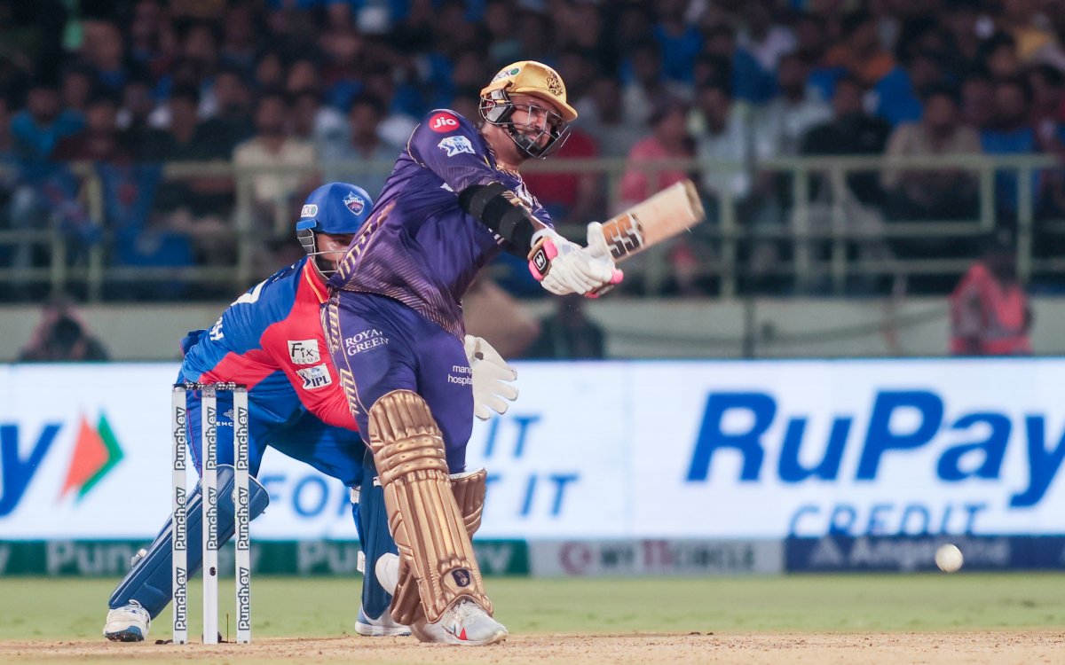 Their Batting Is So Deep, They Can Afford To Take That Risk , Says Clarke On KKR Sending Narine As An Opener