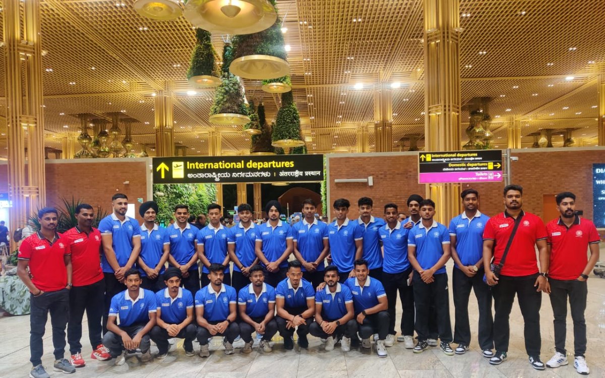 Indian junior men’s and women’s hockey teams leave for tour of Europe