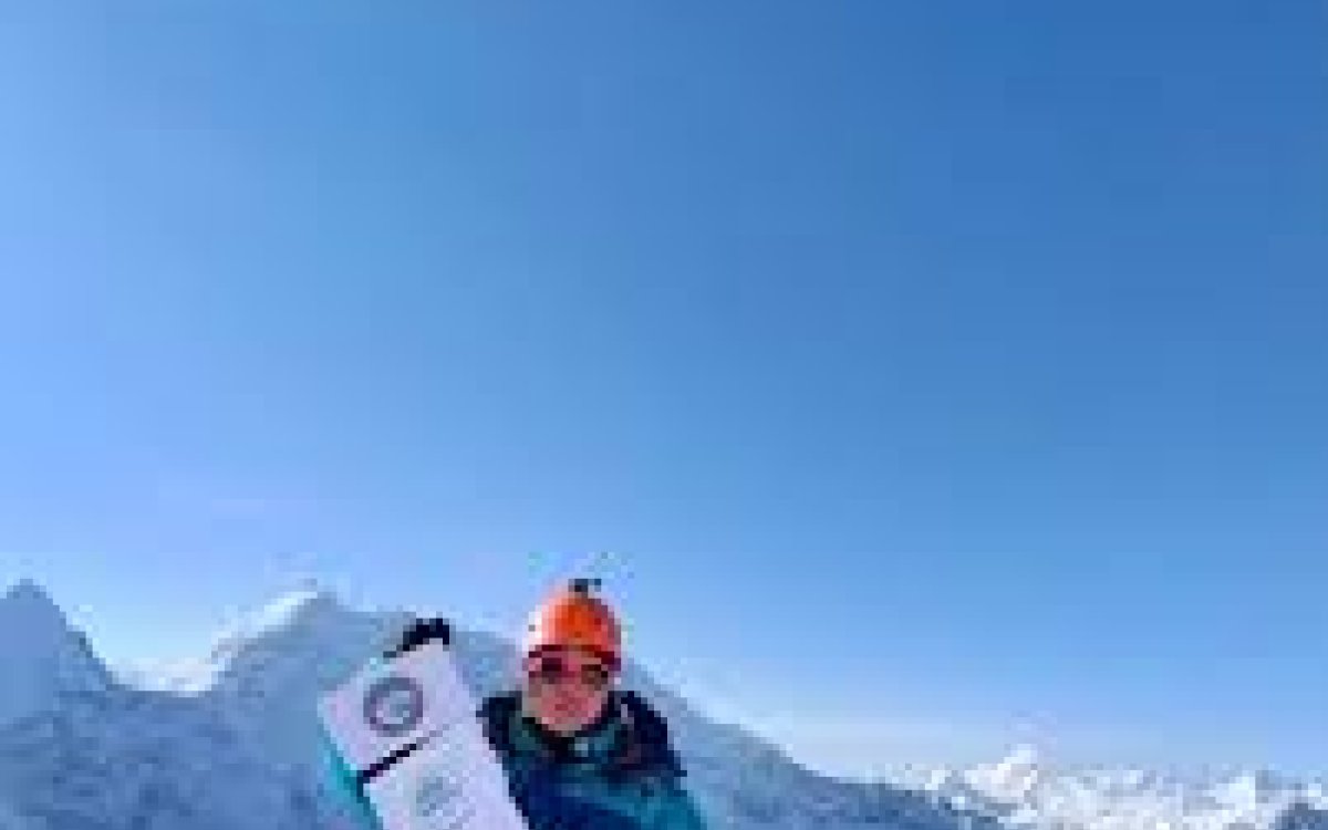 Kabak Yano becomes fifth Arunachalee woman to scale Mt Everest