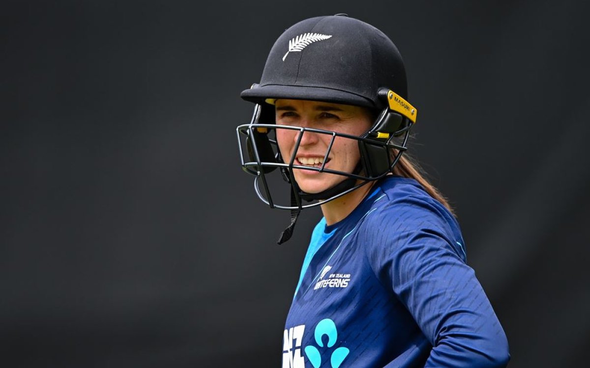 NZ Women Wicketkeeper Bernadine Bezuidenhout Retires From International Cricket