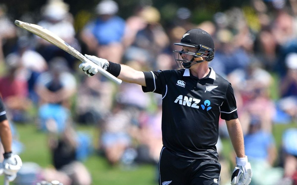 NZ s Colin Munro Announces Retirement From International Cricket