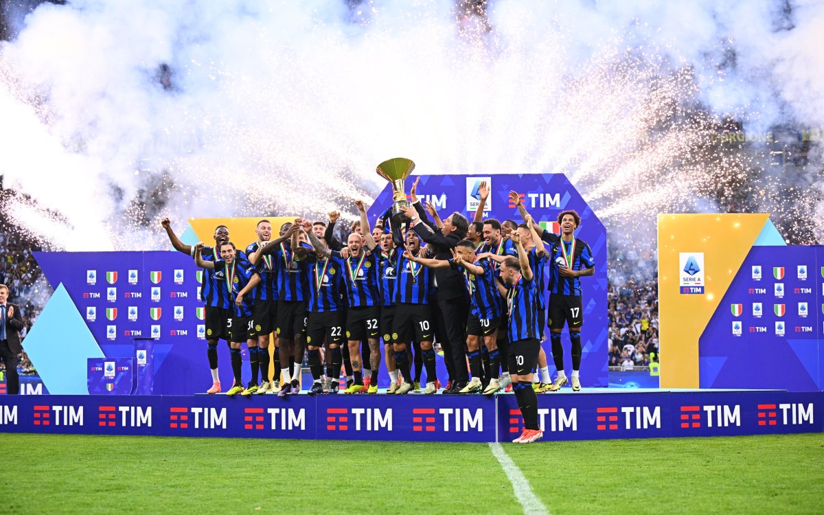 Serie A: Inter lift trophy after draw against Lazio