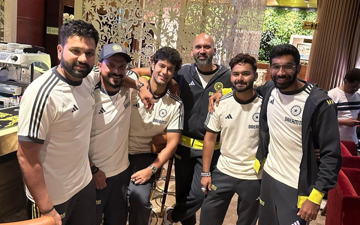 T20 World Cup: Rishabh Pant shares photo with teammates as India players leave for New York