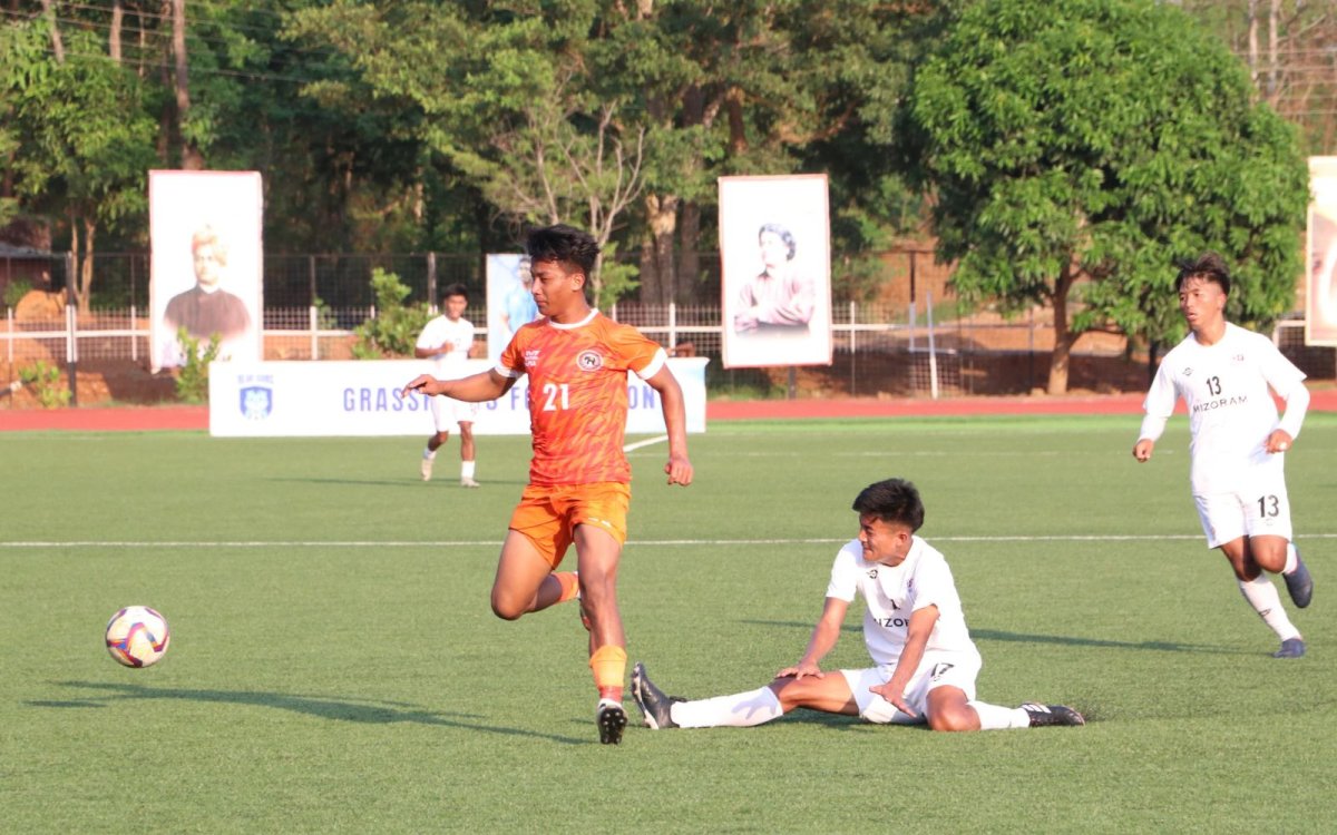 U20 Men s Football Nationals: Delhi, Karnataka To Face-off In Title Clash