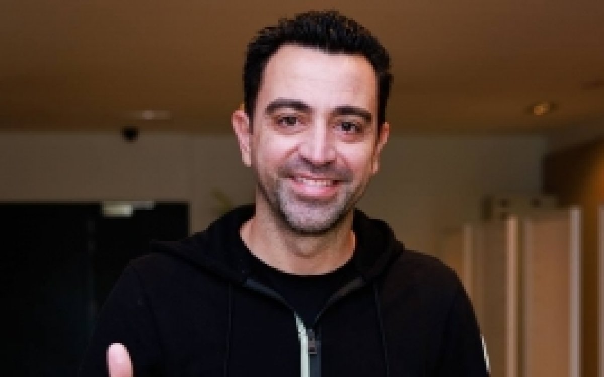 Xavi publicly announces he will stay at Barca despite rumours of President Laporta being unhappy