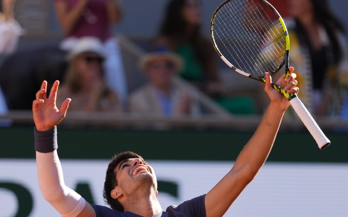 French Open: Carlos Alcaraz Downs Sinner In Five-set Thriller To Reach First Final In Paris