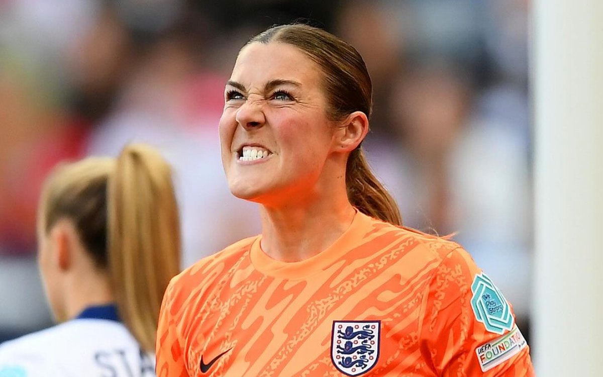 Mary Earps To Miss England Women s Euro Qualifier Against France Due To Injury