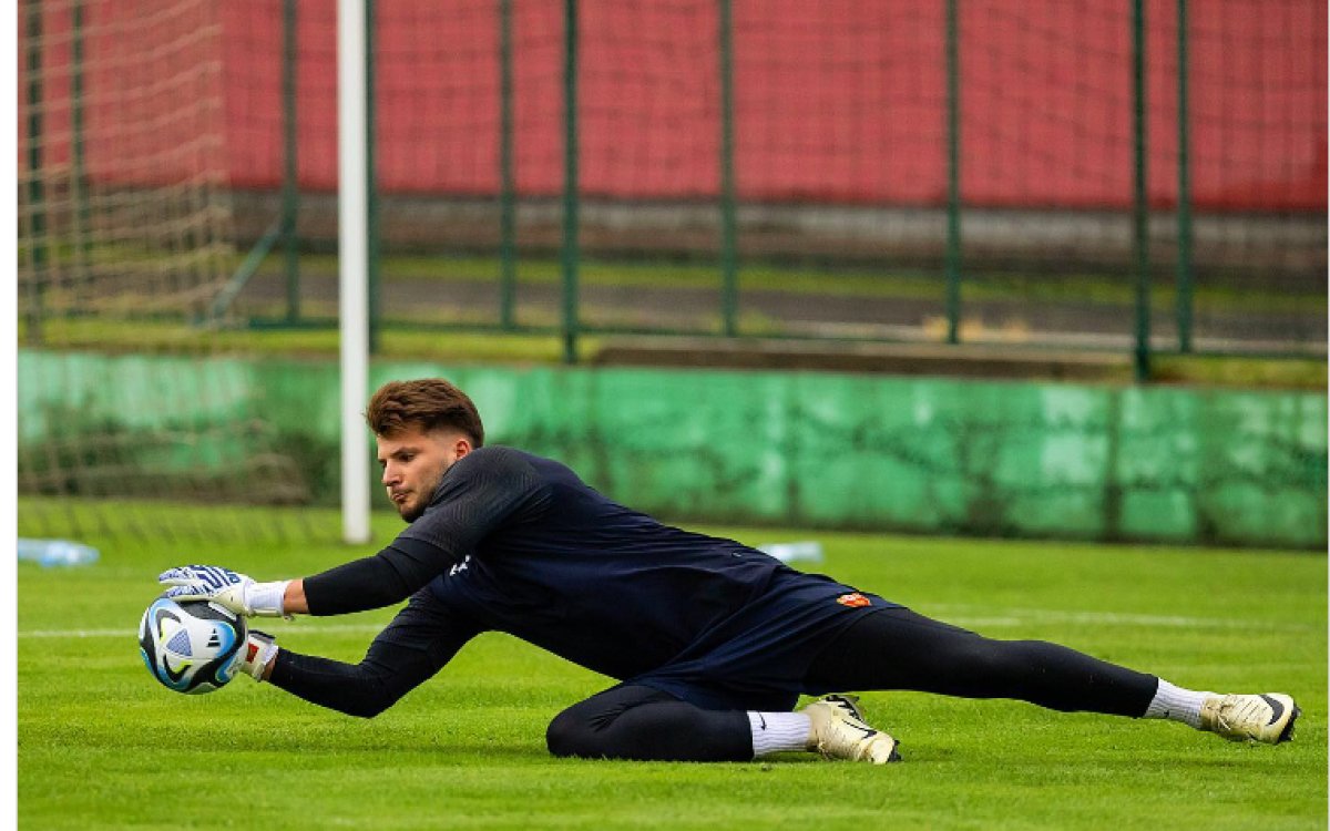 Millwall goalkeeper Matija Sarkic dies aged 26