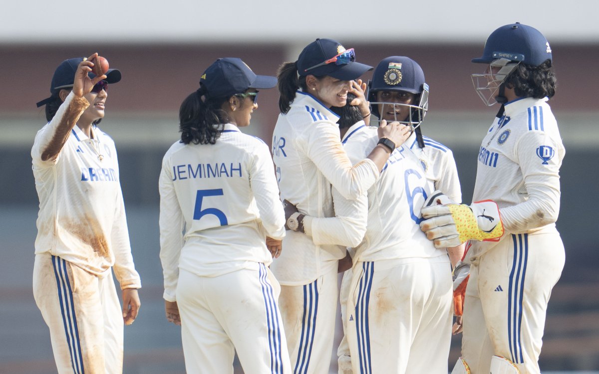 One-off Test: Kapp, Luus Help South Africa Women Reach 236/4 After India Post Record 603/6d