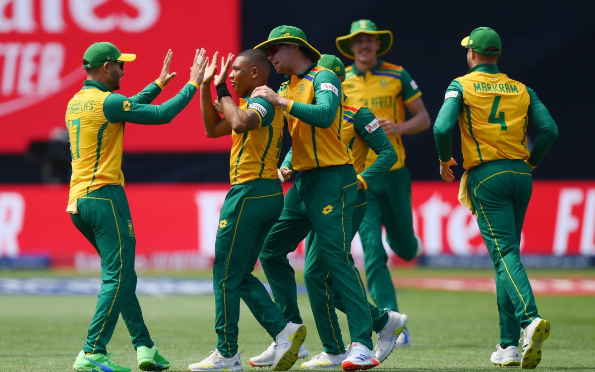 T20 World Cup: Anrich Nortje's 4-7 sets up South Africa’s tricky six-wicket win over Sri Lanka (ld)