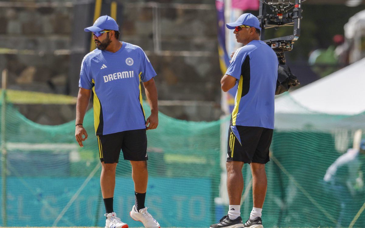 T20 World Cup:  Rohit Spends Time In Strategy, Planning With All Of Us , Says Dravid