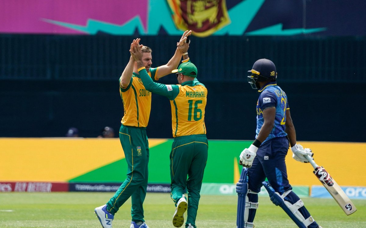 T20 World Cup: South Africa begin campaign with tricky six-wicket win over Sri Lanka